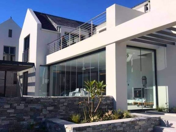 9EA08B67-487D-49BB-8269-113550F06094